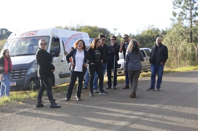 Moradores mostraram pontos que exemplificam  as dificuldades enfrentadas por quem trafega pela Estrada do Guairacá.