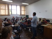 Airson Horst ministra palestra para alunos do EJA