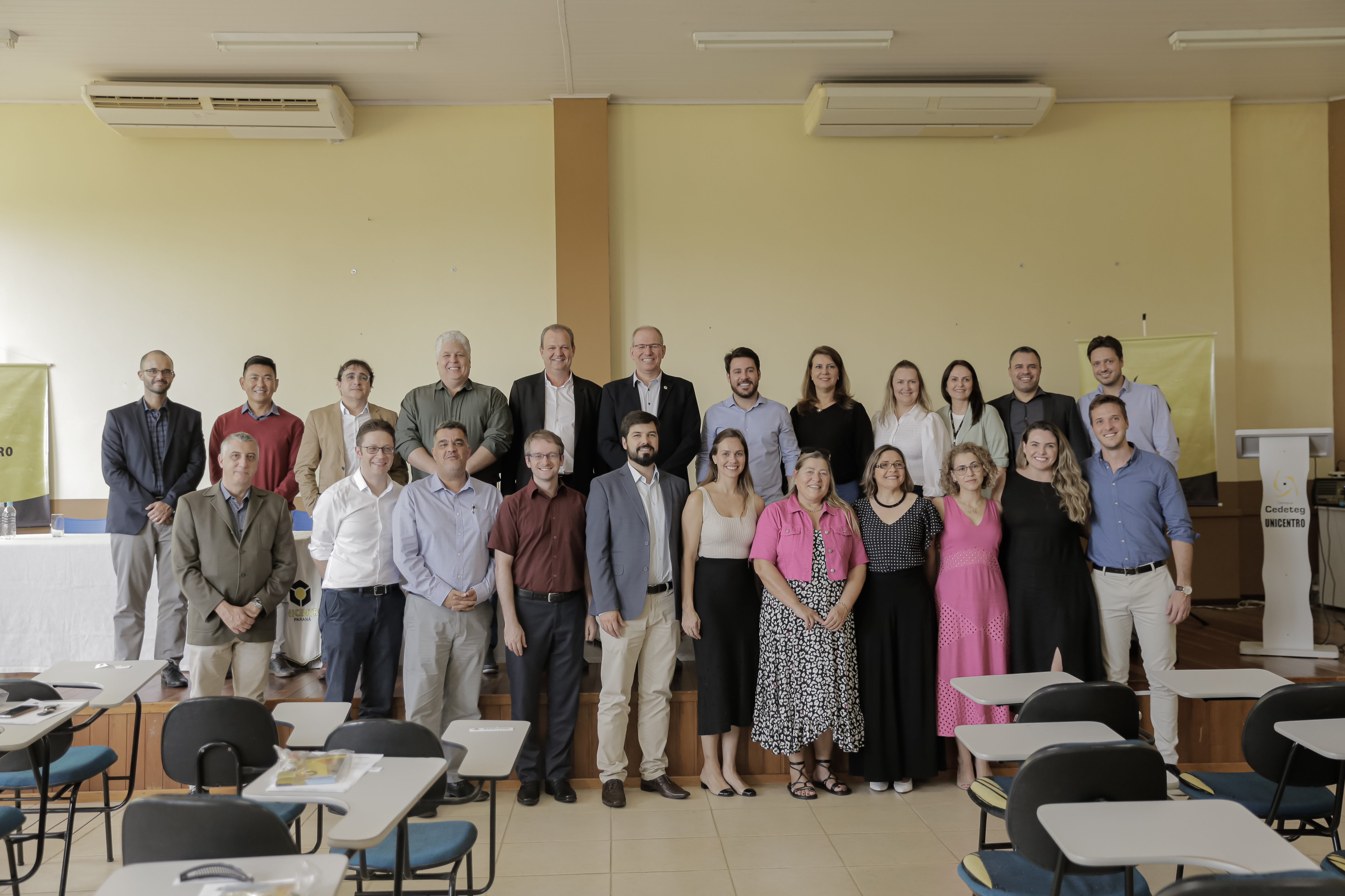 Novos professores de Medicina da Unicentro tomam posse